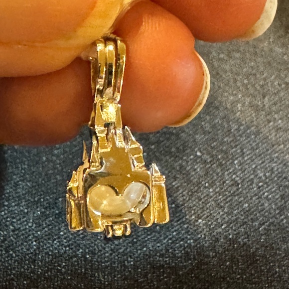 Authentic Disney Mitsukoshi Pick-A-Pearl Pendant – EPCOT Japan Pavilion - Picture 6 of 8